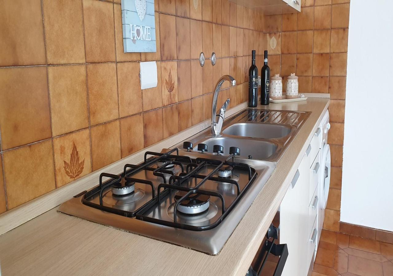 Holiday Apartments Lacco Ameno  المظهر الخارجي الصورة