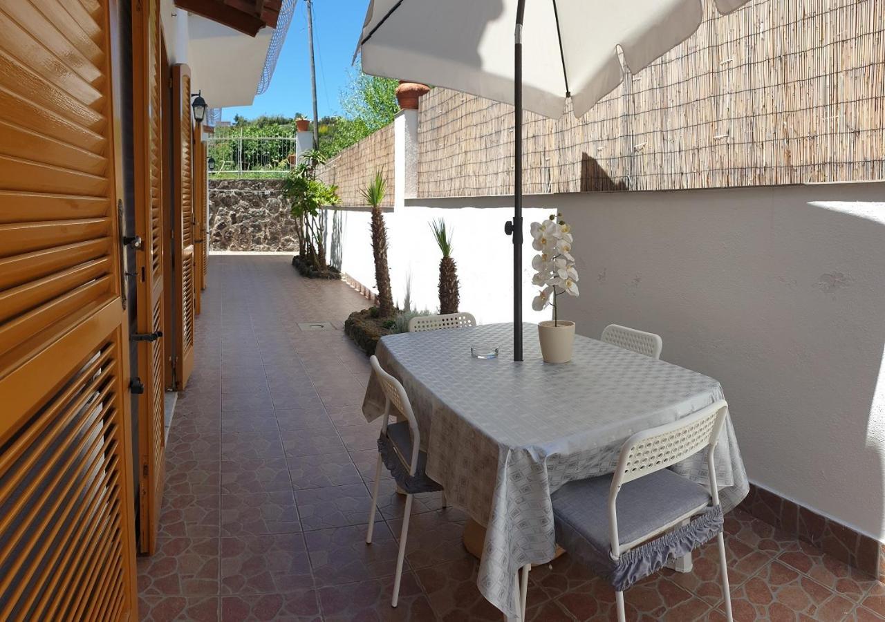 Holiday Apartments Lacco Ameno  المظهر الخارجي الصورة