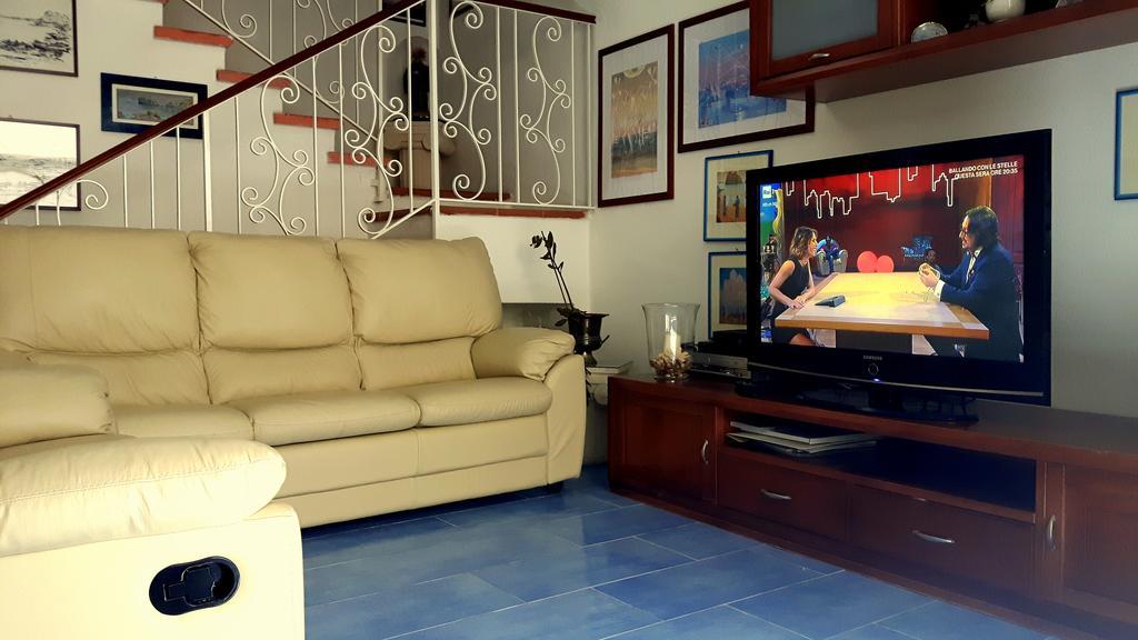 Holiday Apartments Lacco Ameno  المظهر الخارجي الصورة