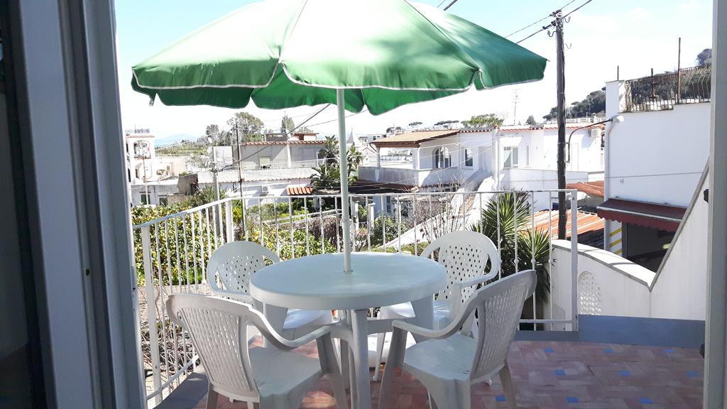 Holiday Apartments Lacco Ameno  المظهر الخارجي الصورة